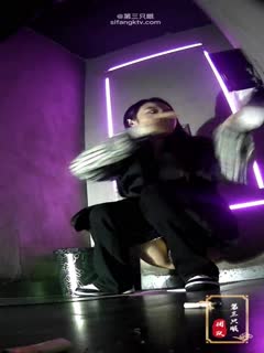 重金分享酒吧厕拍偷窥营销姐姐盛世容颜够社会够漂亮